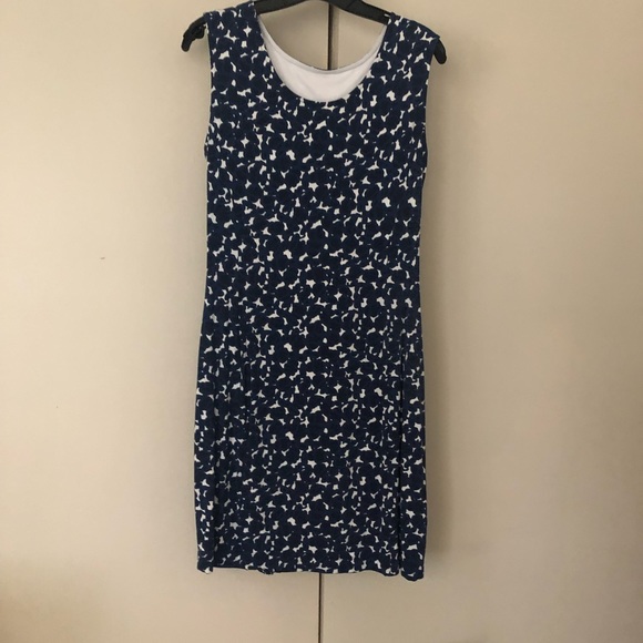 Spring/Summer dress - Picture 2 of 3